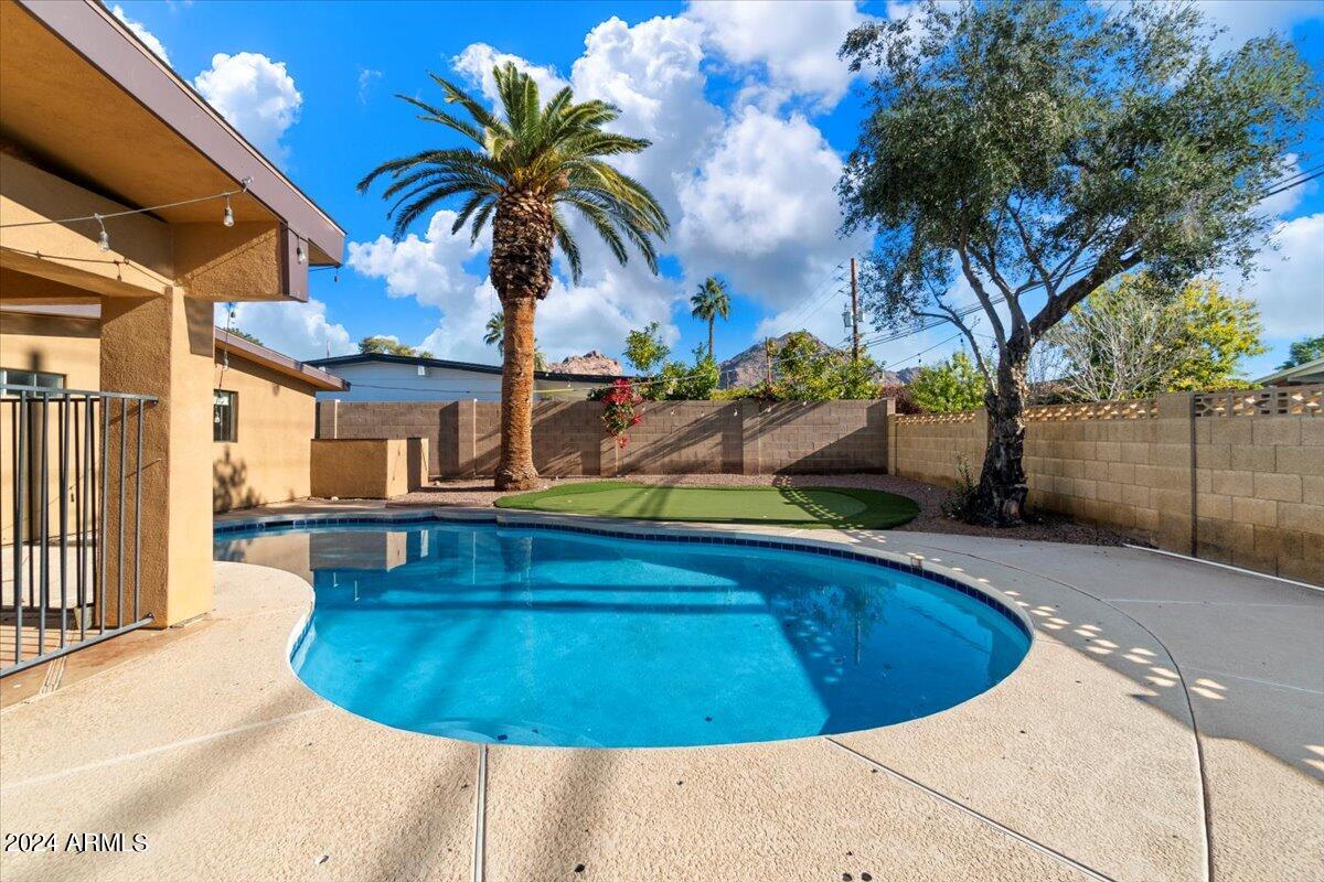 4425 E CALLE ALLEGRE
