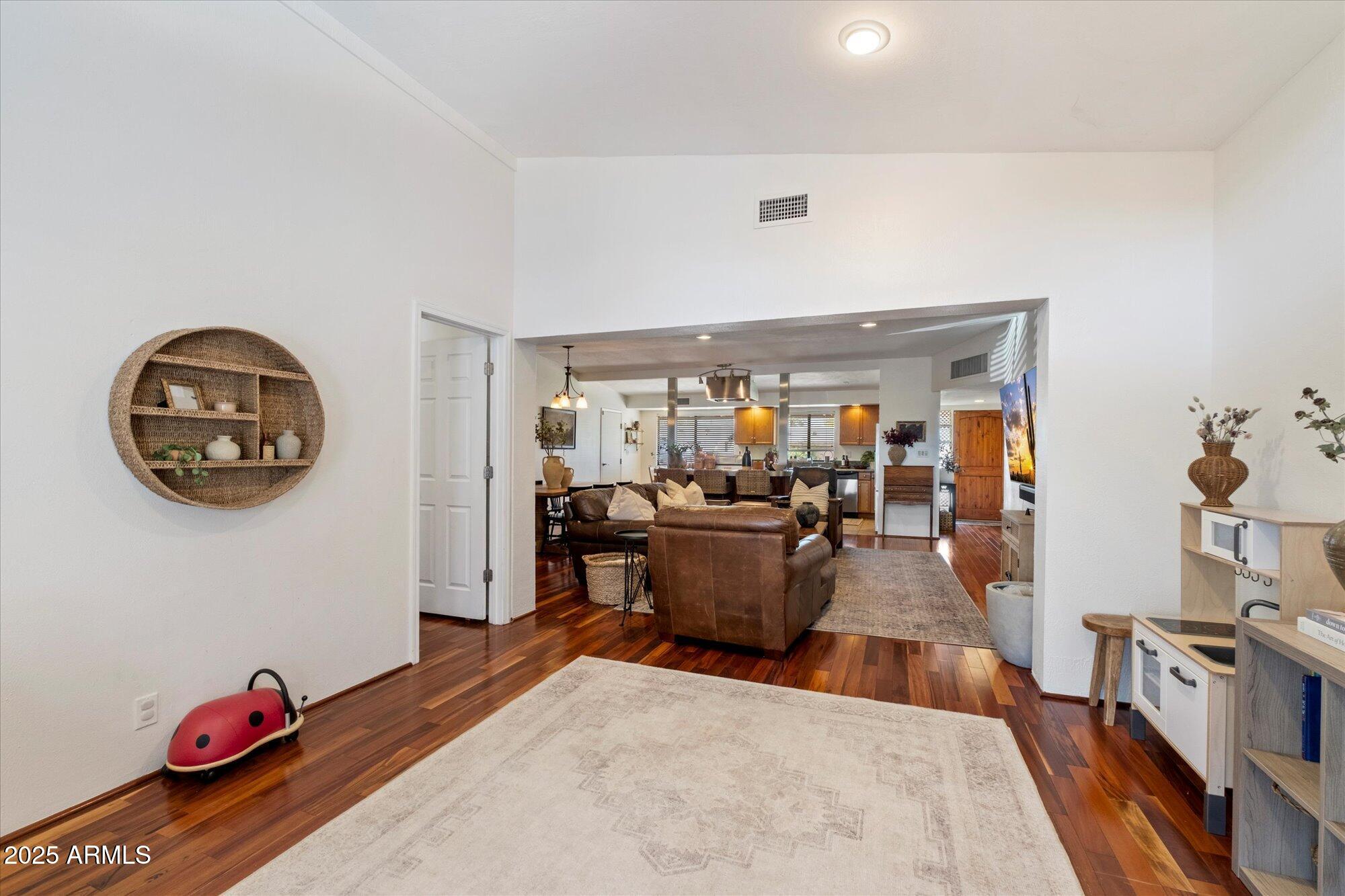 4425 E CALLE ALLEGRE