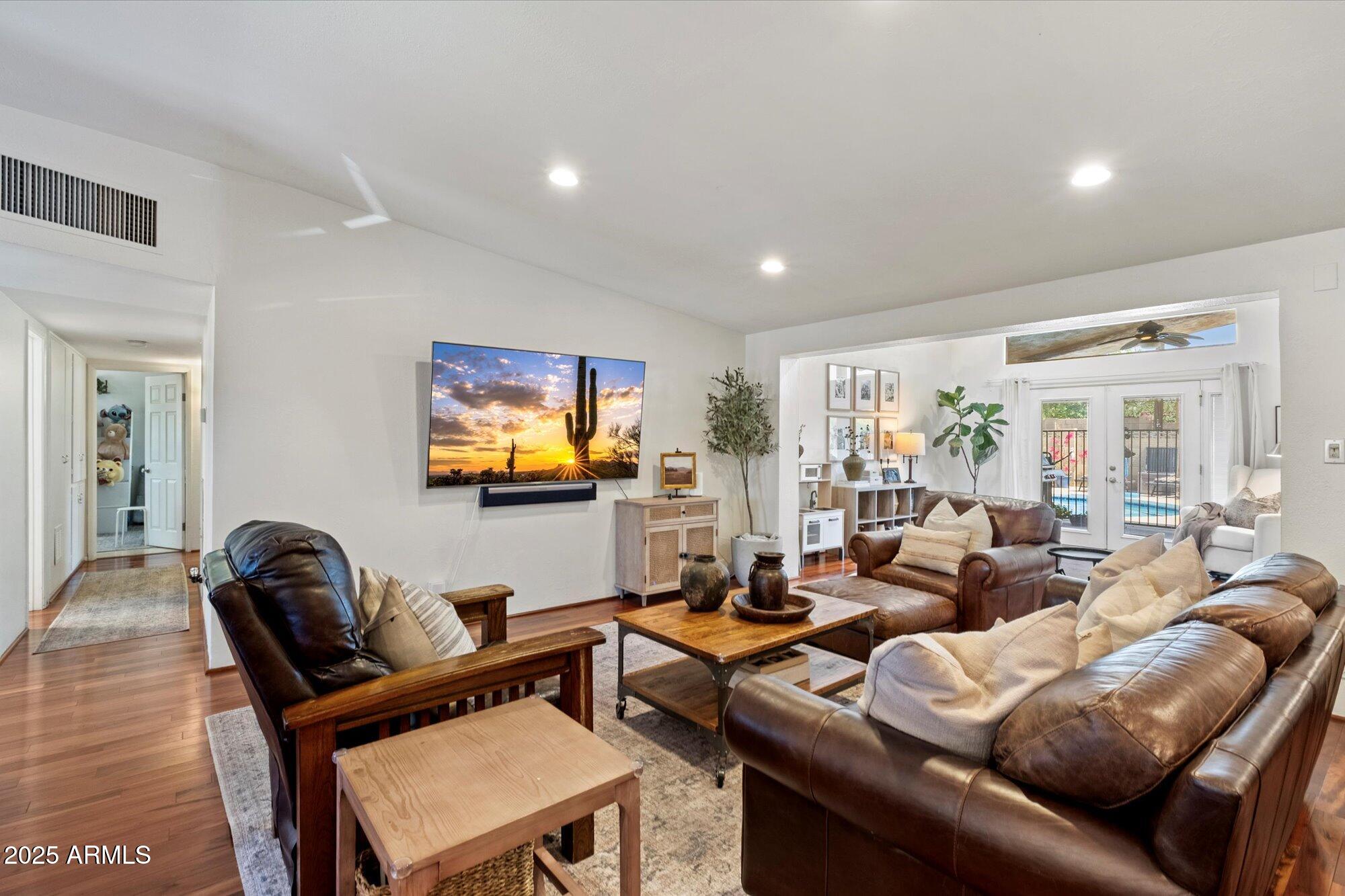 4425 E CALLE ALLEGRE