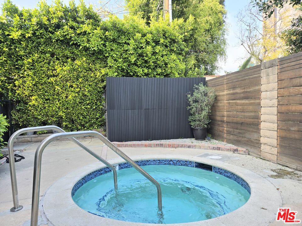 234 S Tower Dr Unit: 10