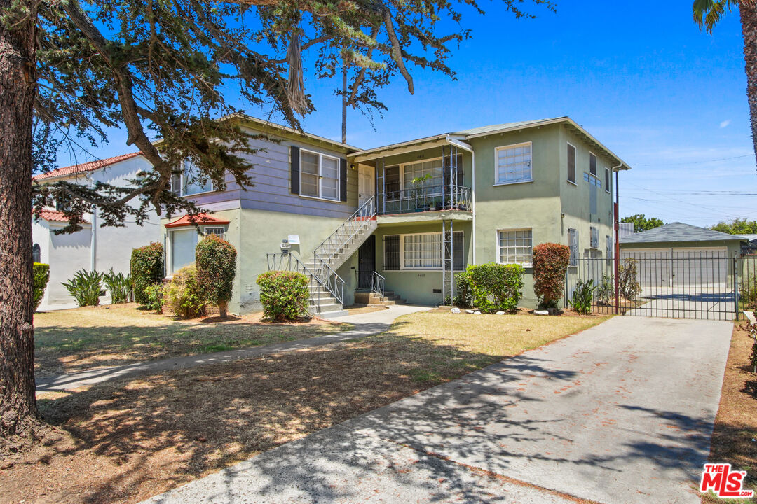 4409 Victoria Park Dr