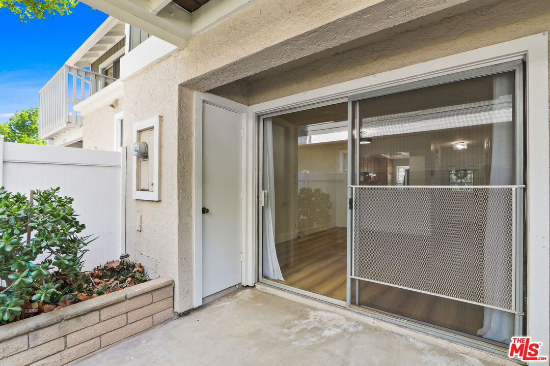 121 Abbeywood Ln