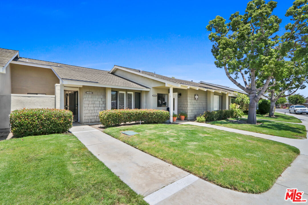 8645 Butte Cir Unit: #602B