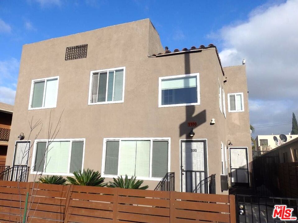 1100 Cherry Ave