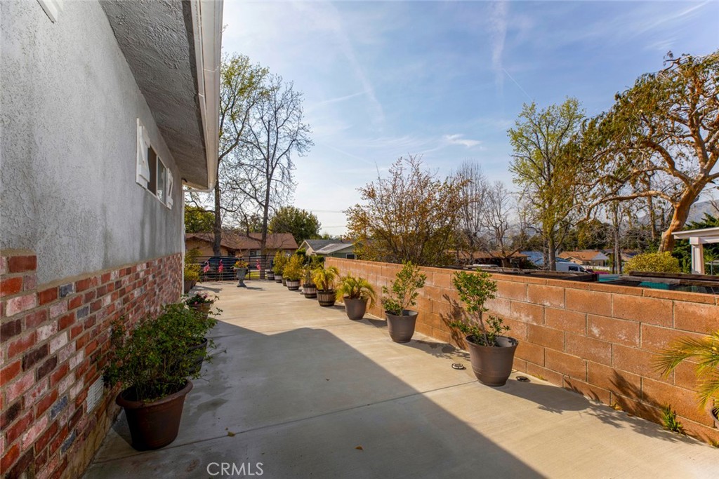 10136 Langmuir Avenue