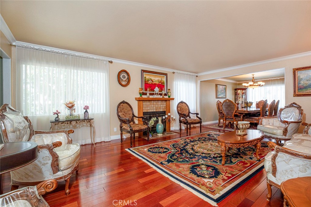 10136 Langmuir Avenue