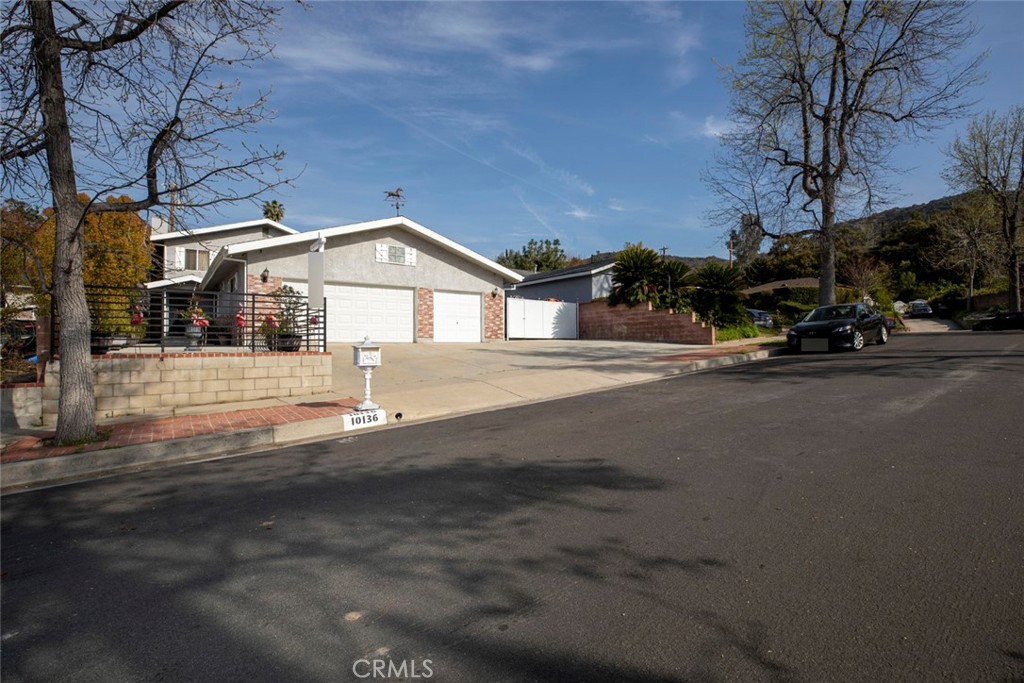 10136 Langmuir Avenue