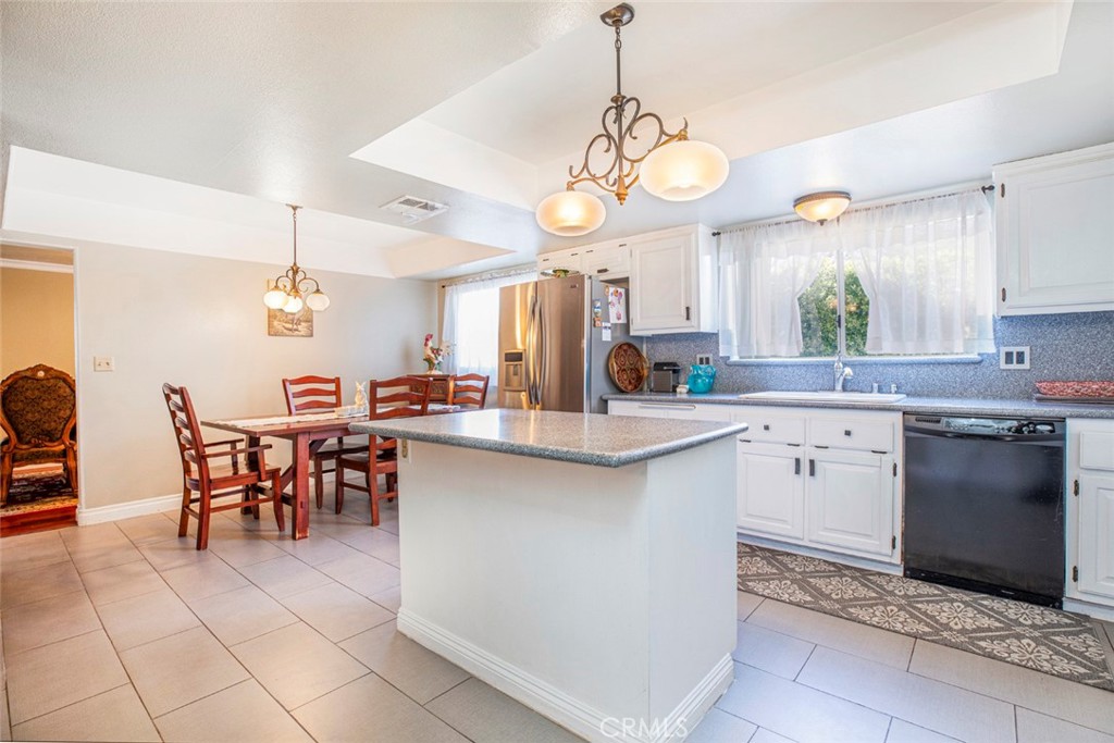 10136 Langmuir Avenue