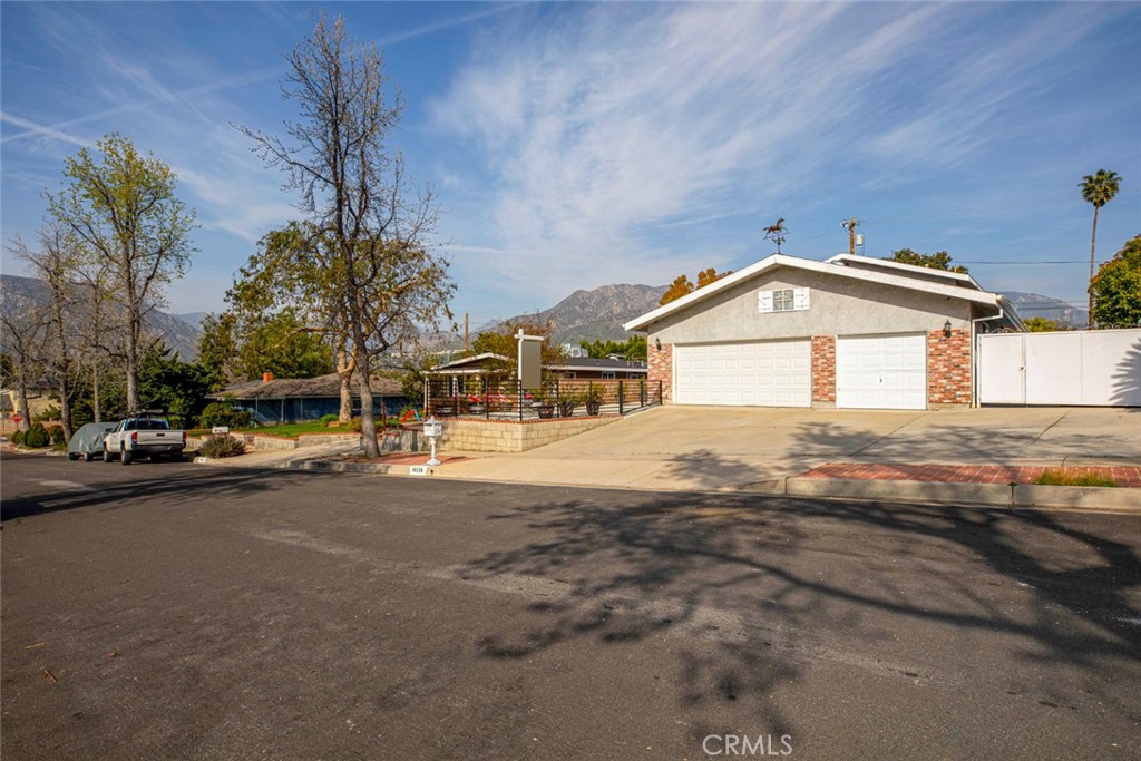 10136 Langmuir Avenue