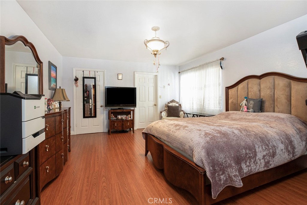 10136 Langmuir Avenue