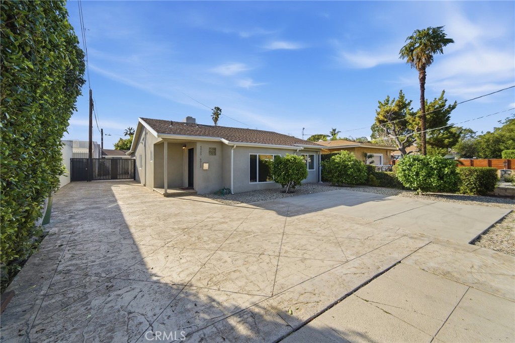 6015 Laurelgrove