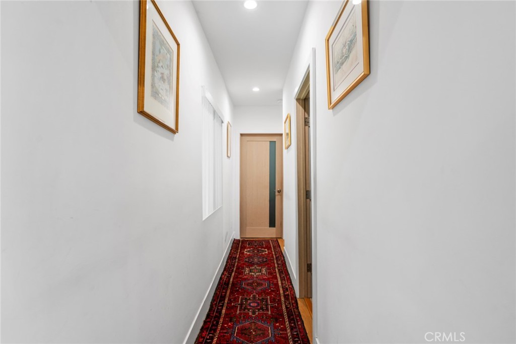6015 Laurelgrove