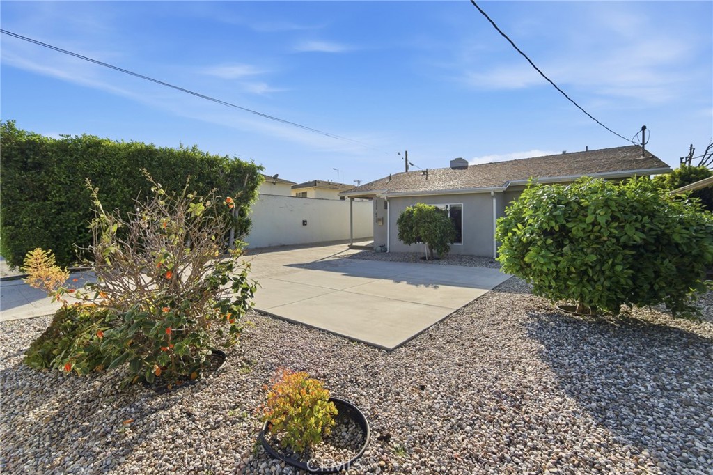 6015 Laurelgrove