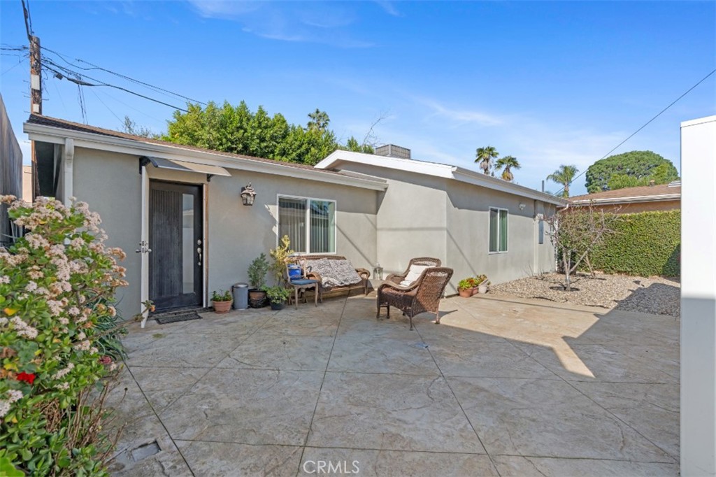 6015 Laurelgrove