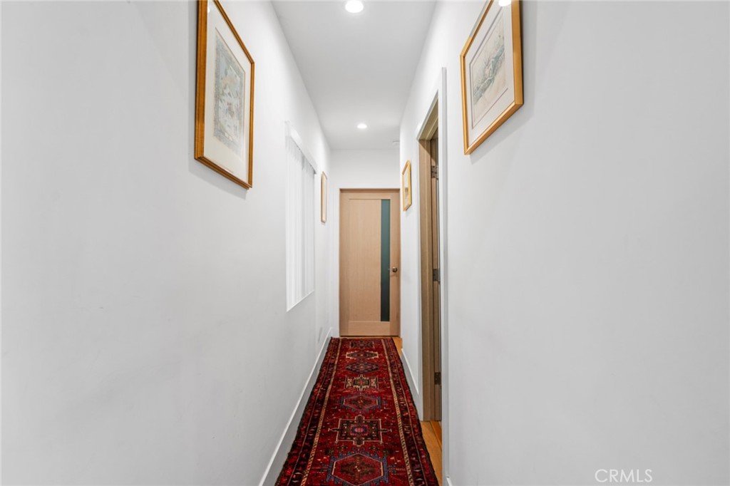 6015 Laurelgrove