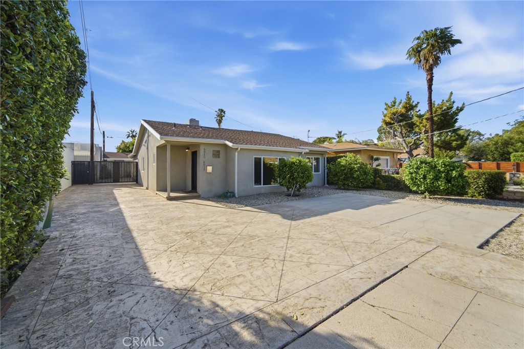 6015 Laurelgrove