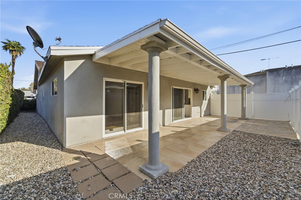 6015 Laurelgrove