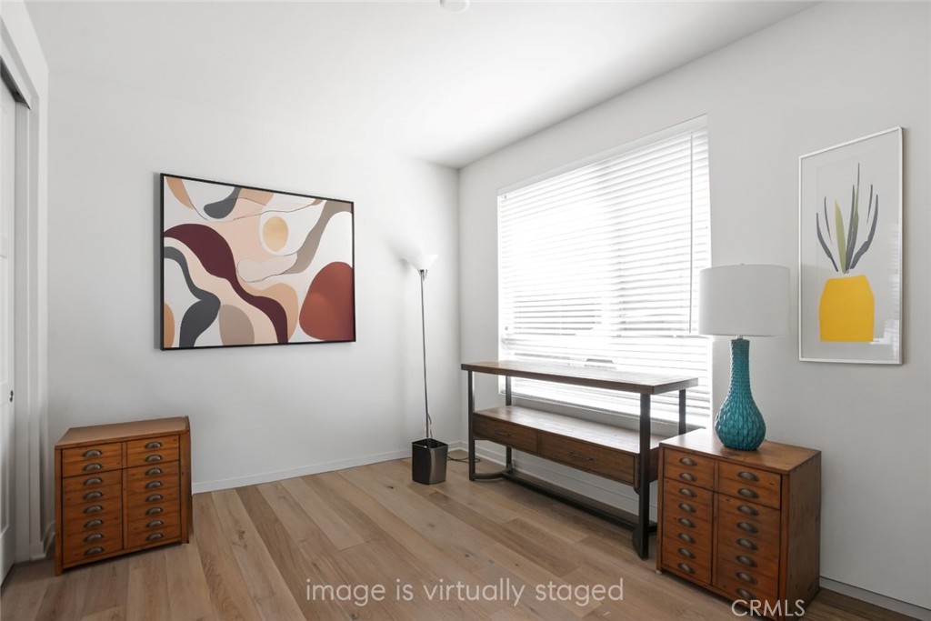 5606 E Alloway Court