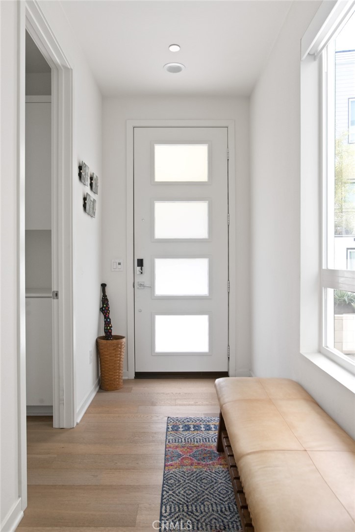 5606 E Alloway Court