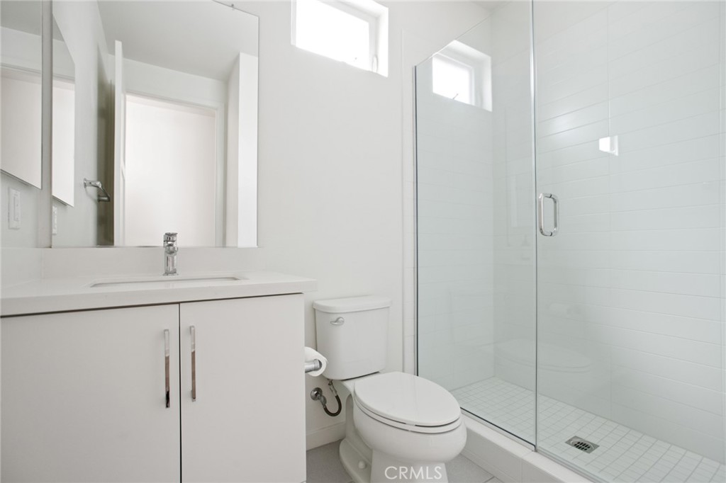 5606 E Alloway Court