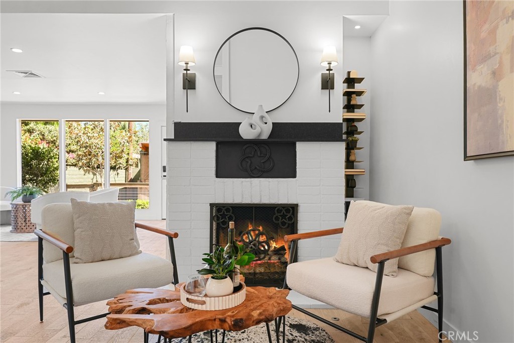 1321 W Morningside Drive