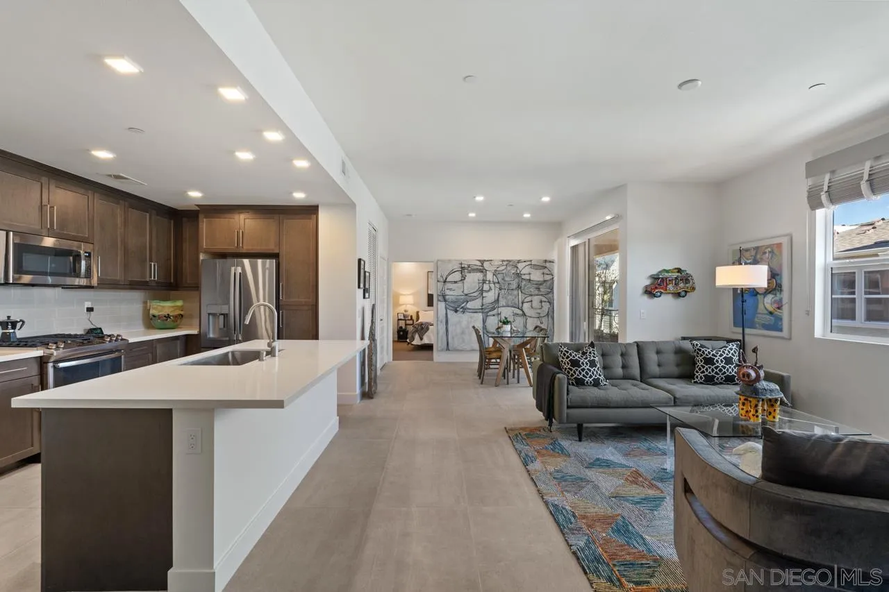 6042 Colt Pl Unit 305