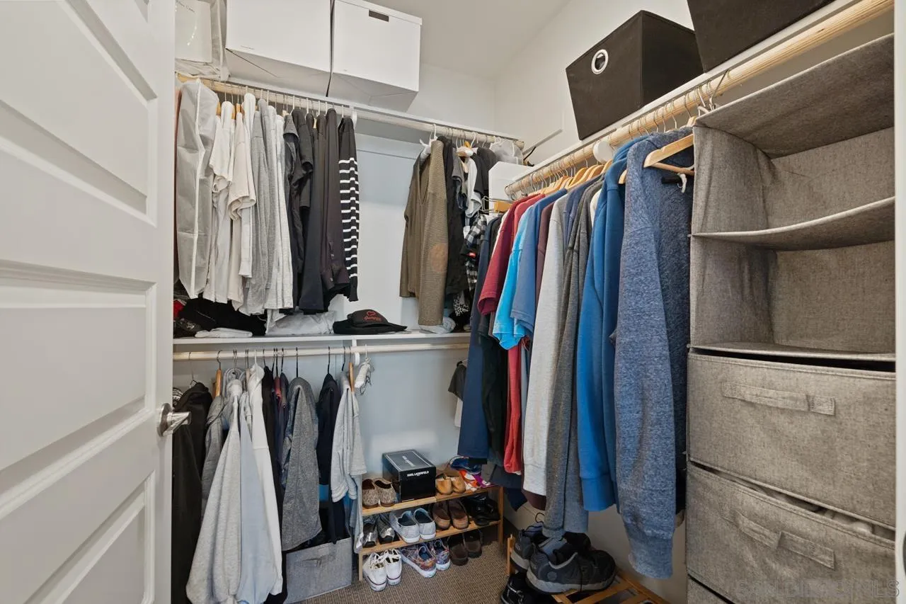 6042 Colt Pl Unit 305