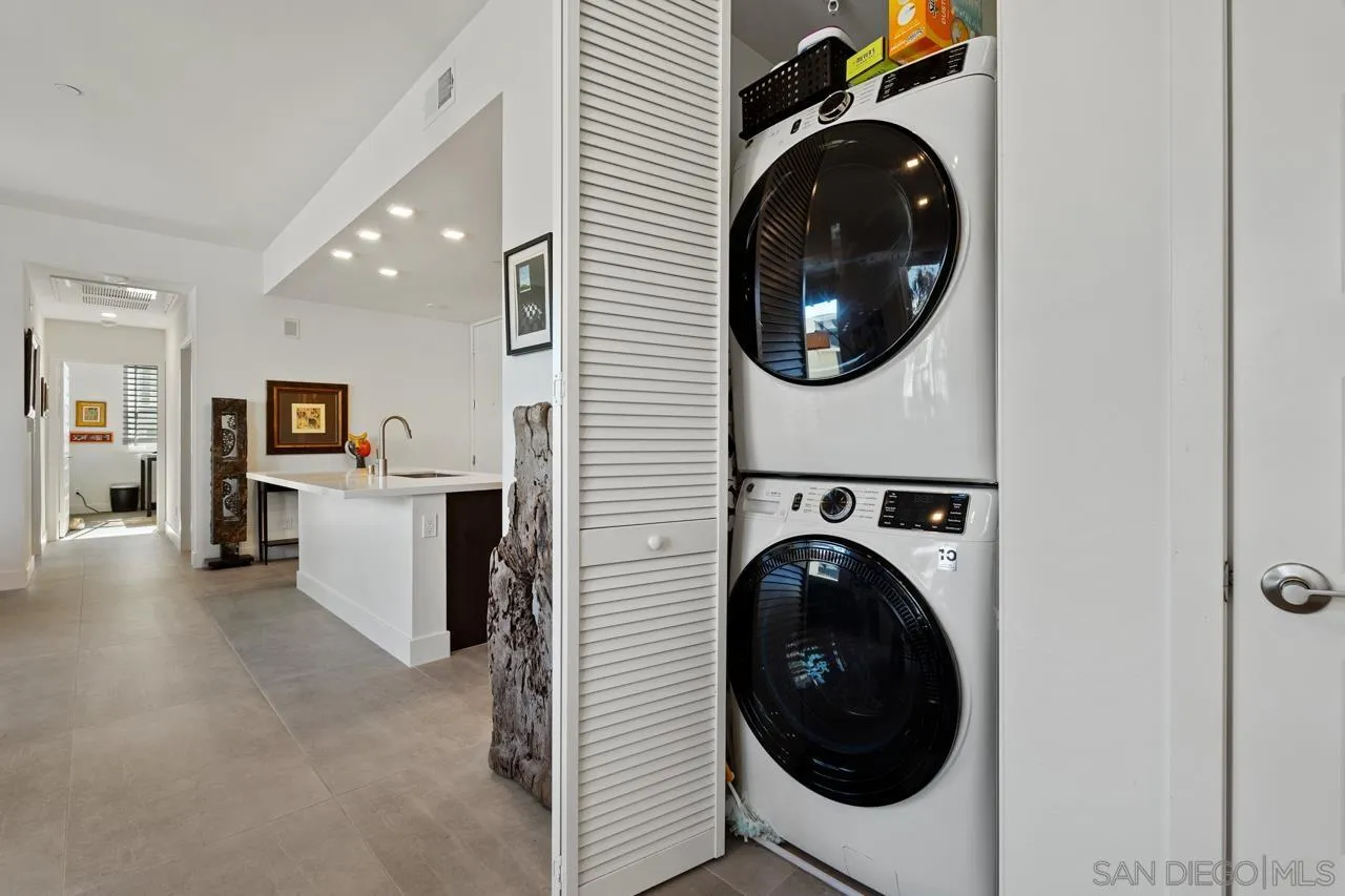 6042 Colt Pl Unit 305
