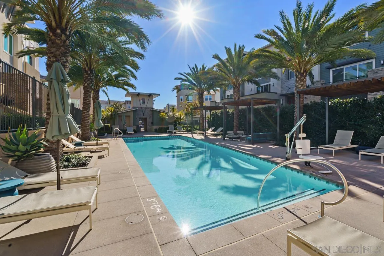 6042 Colt Pl Unit 305