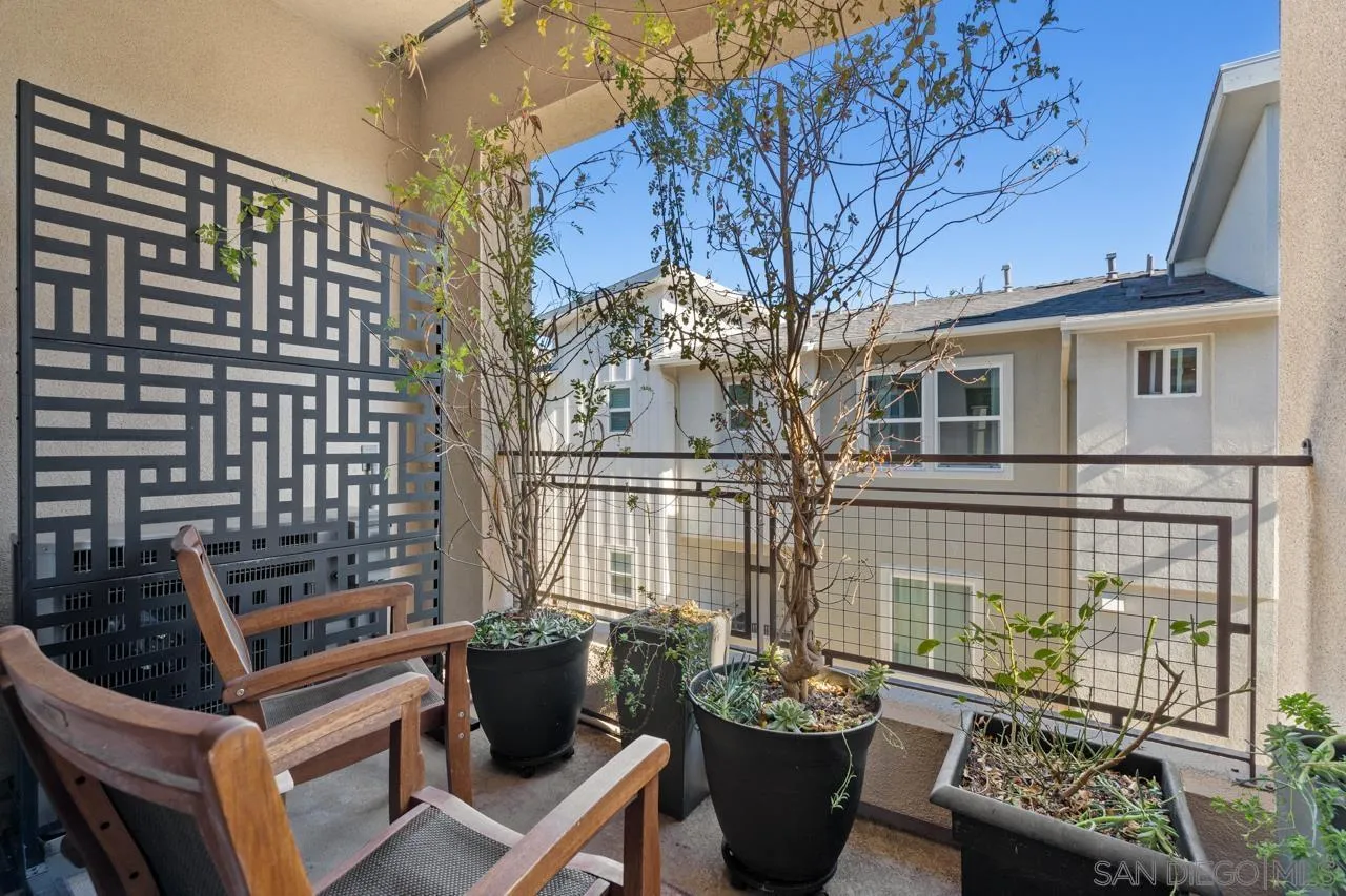 6042 Colt Pl Unit 305