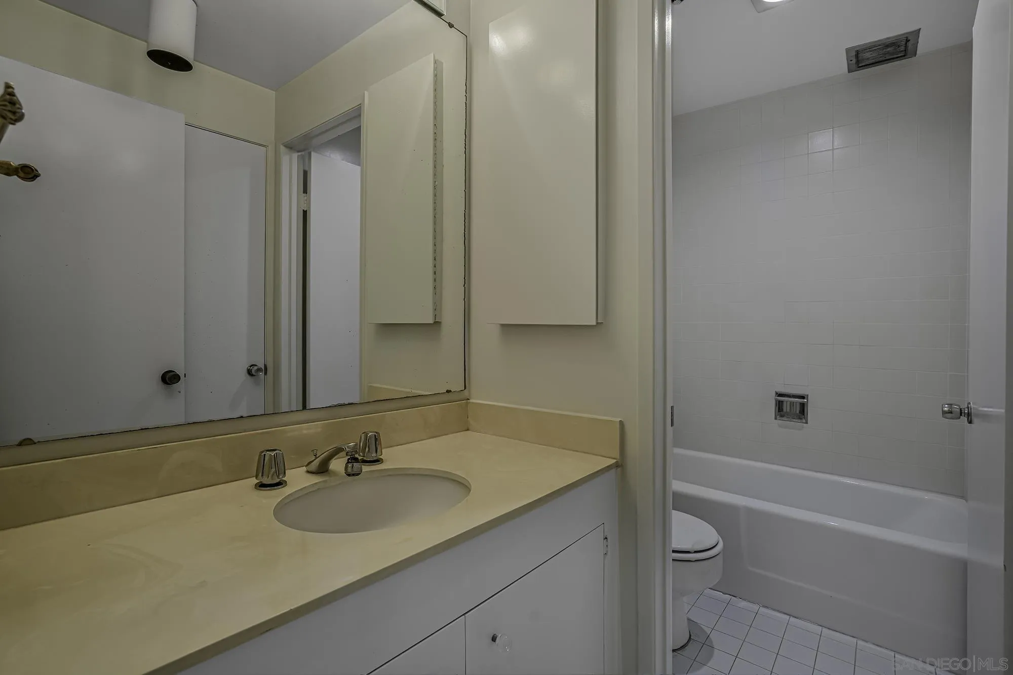 8263 Camino Del Oro Unit 171