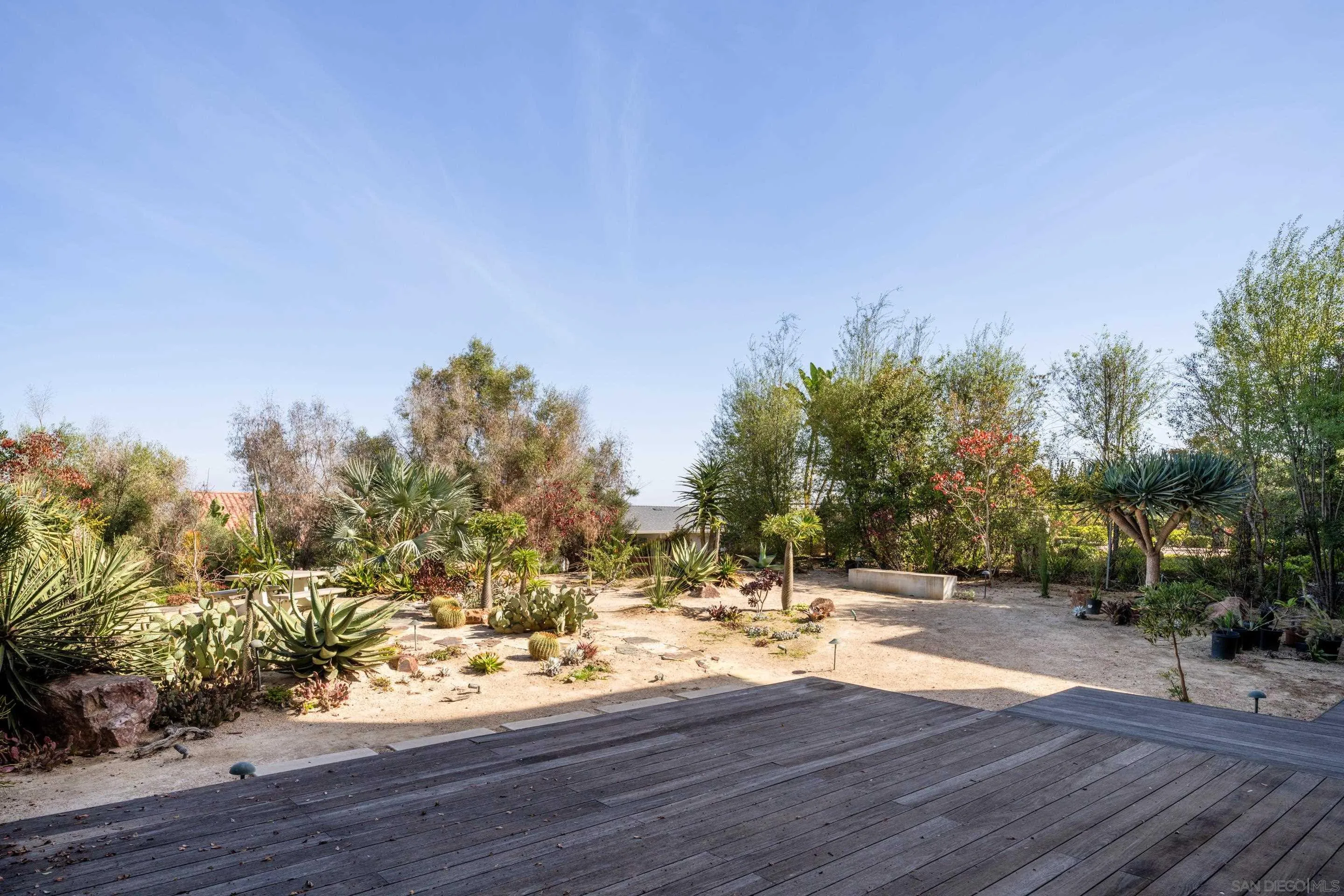 5665 Soledad Mountain Rd