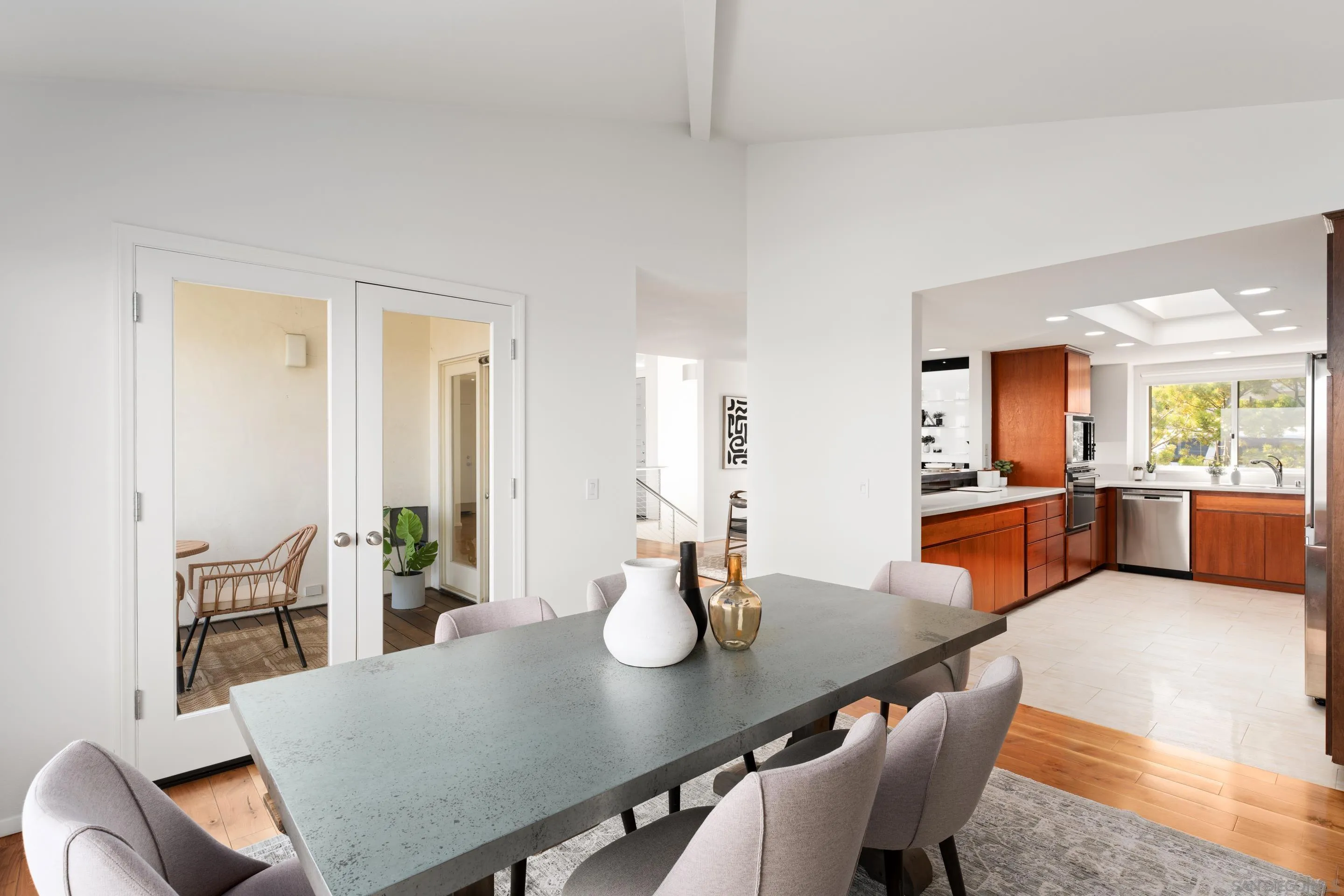 5665 Soledad Mountain Rd