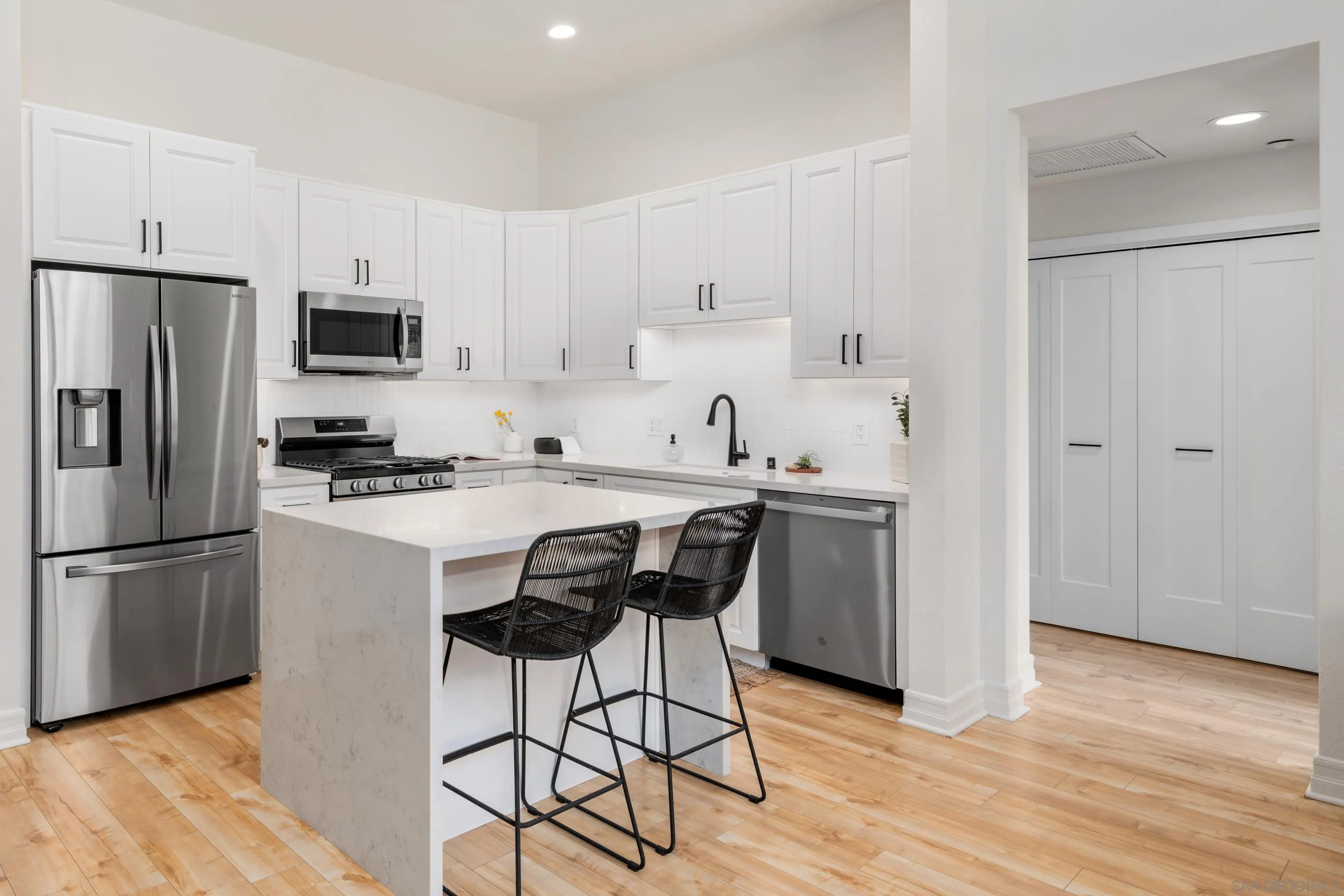 550 Park Blvd Unit Unit 2103