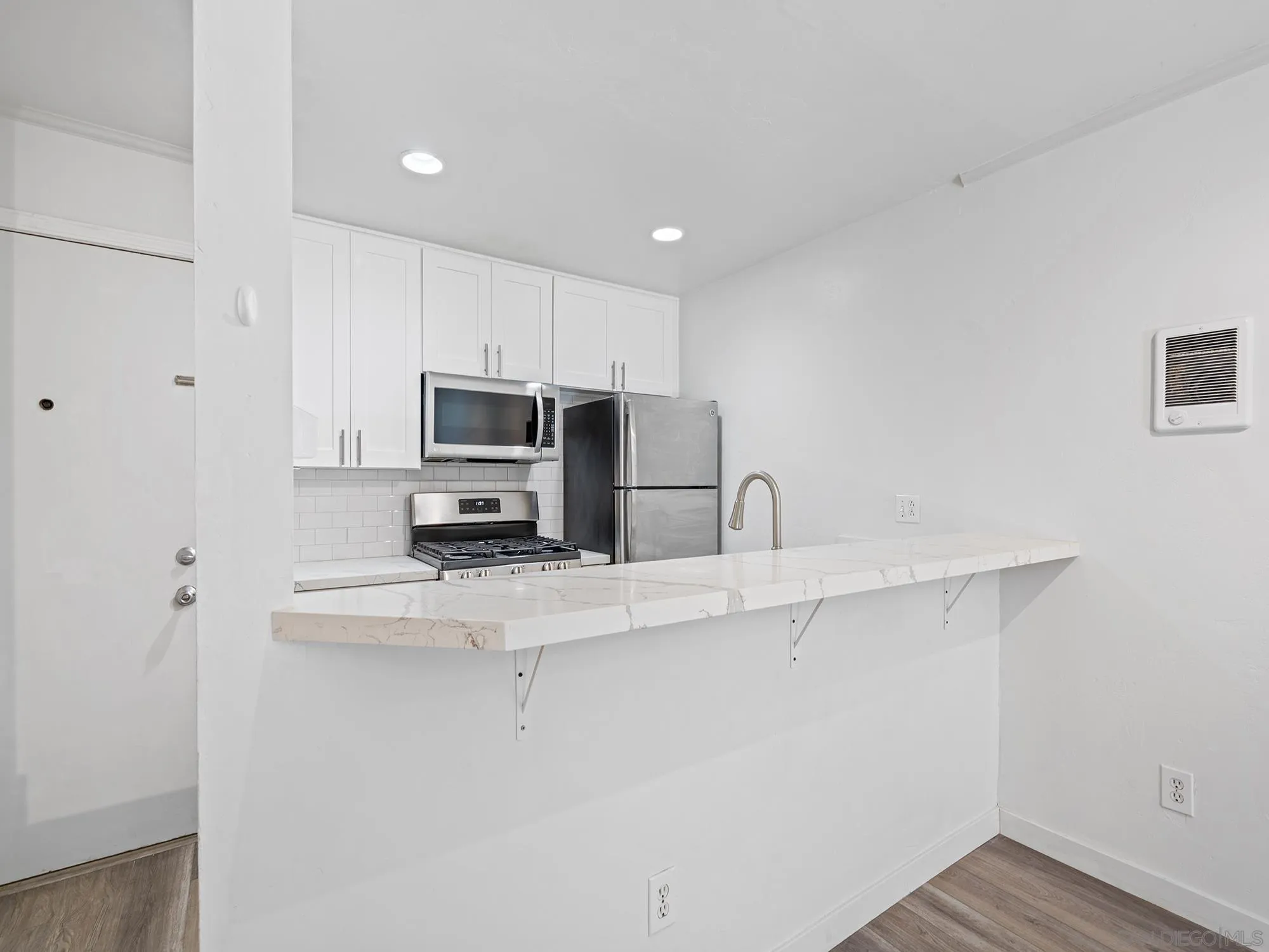 1605 Hotel Cir S Unit B114