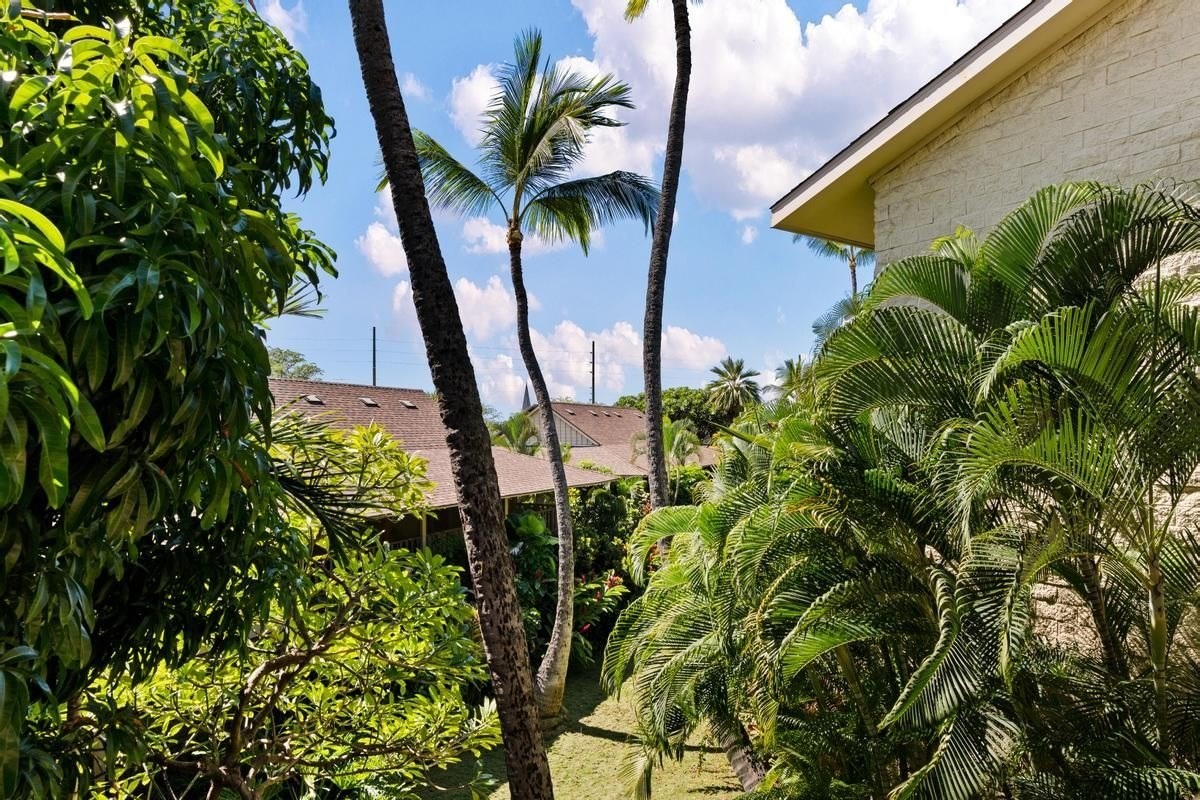 75-5681 KUAKINI HWY