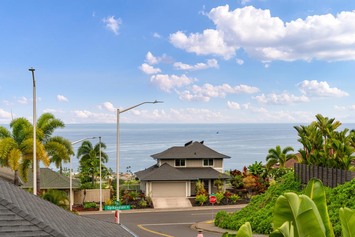 75-650 MEA LANAKILA ST