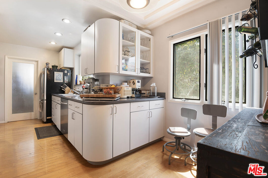 1726 S Sherbourne Dr