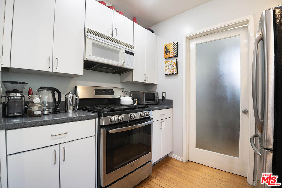 1726 S Sherbourne Dr