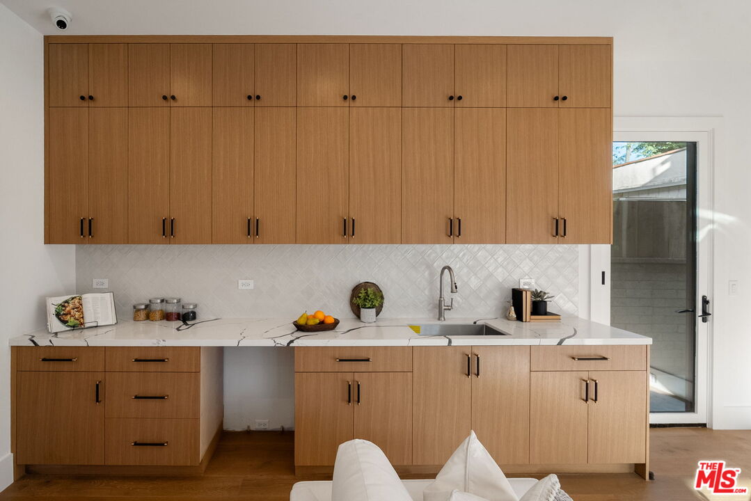 1823 S Shenandoah St