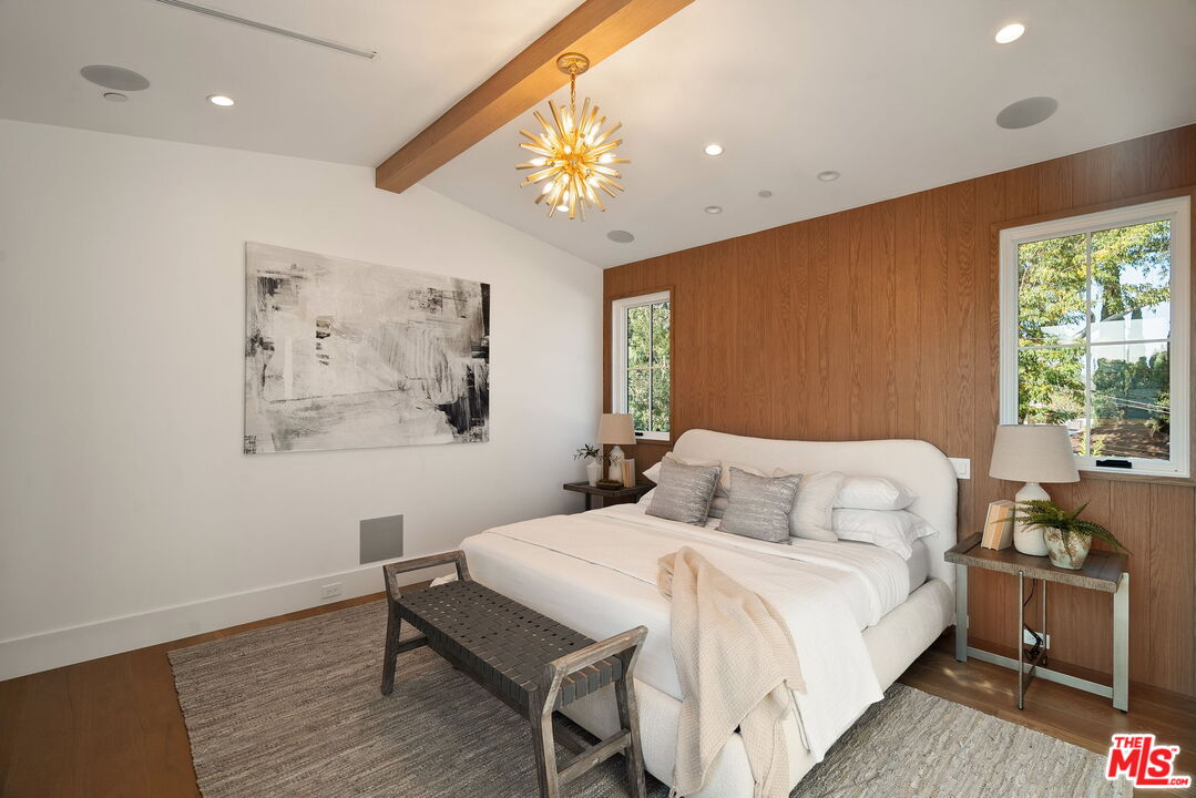 1823 S Shenandoah St