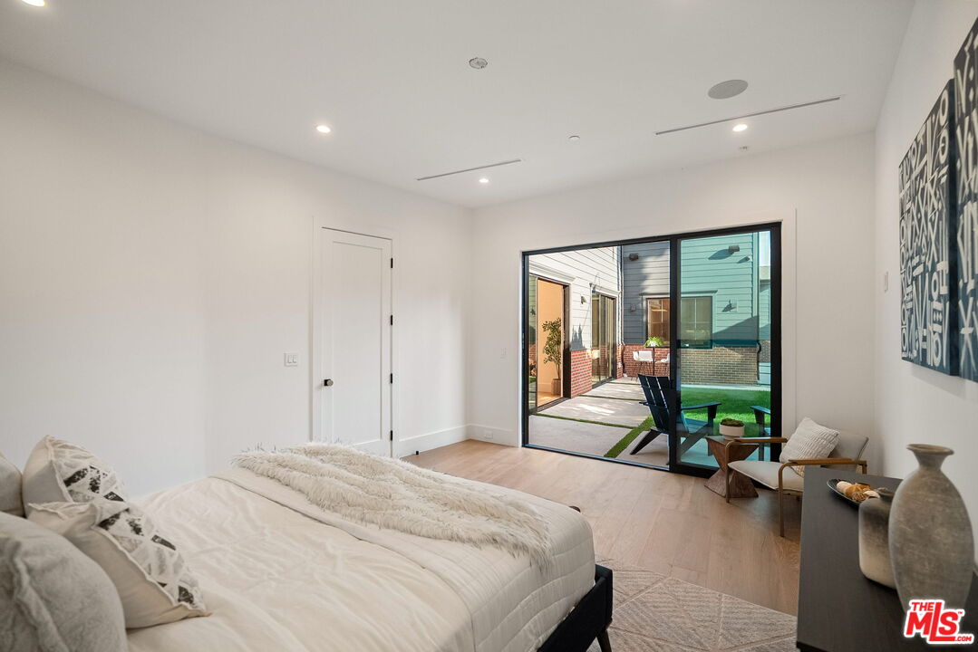 1823 S Shenandoah St