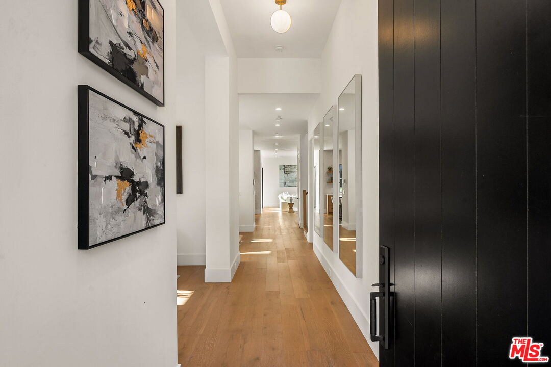 1823 S Shenandoah St