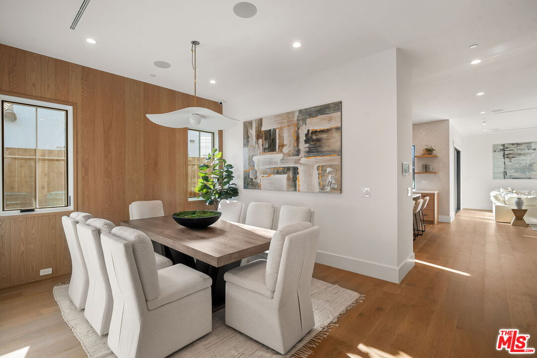 1823 S Shenandoah St