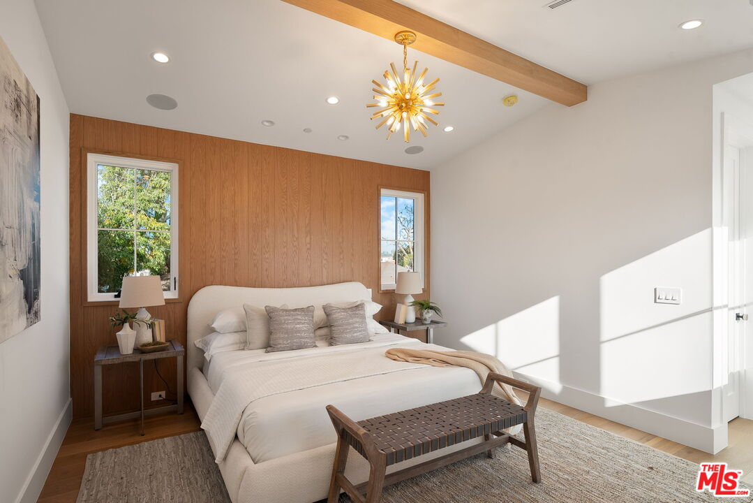 1823 S Shenandoah St