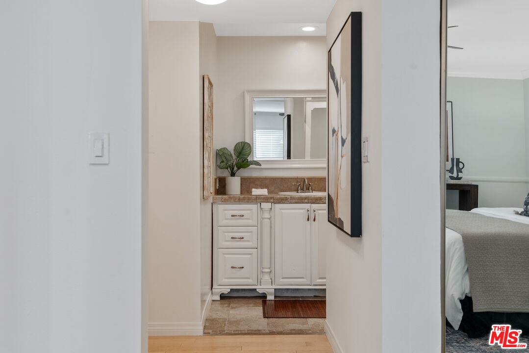 4350 Via Dolce Unit: 211