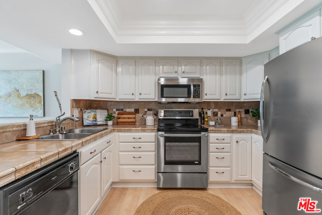 4350 Via Dolce Unit: 211