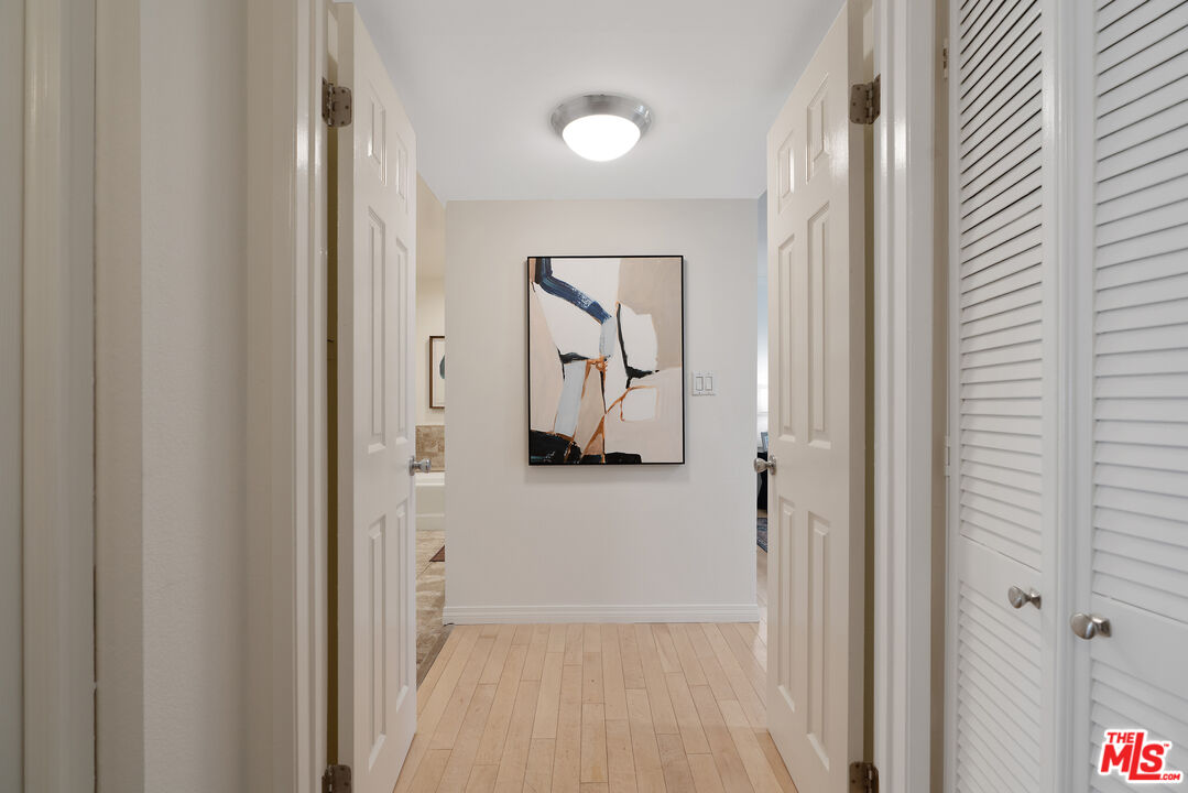 4350 Via Dolce Unit: 211