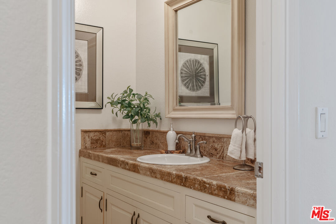 4350 Via Dolce Unit: 211