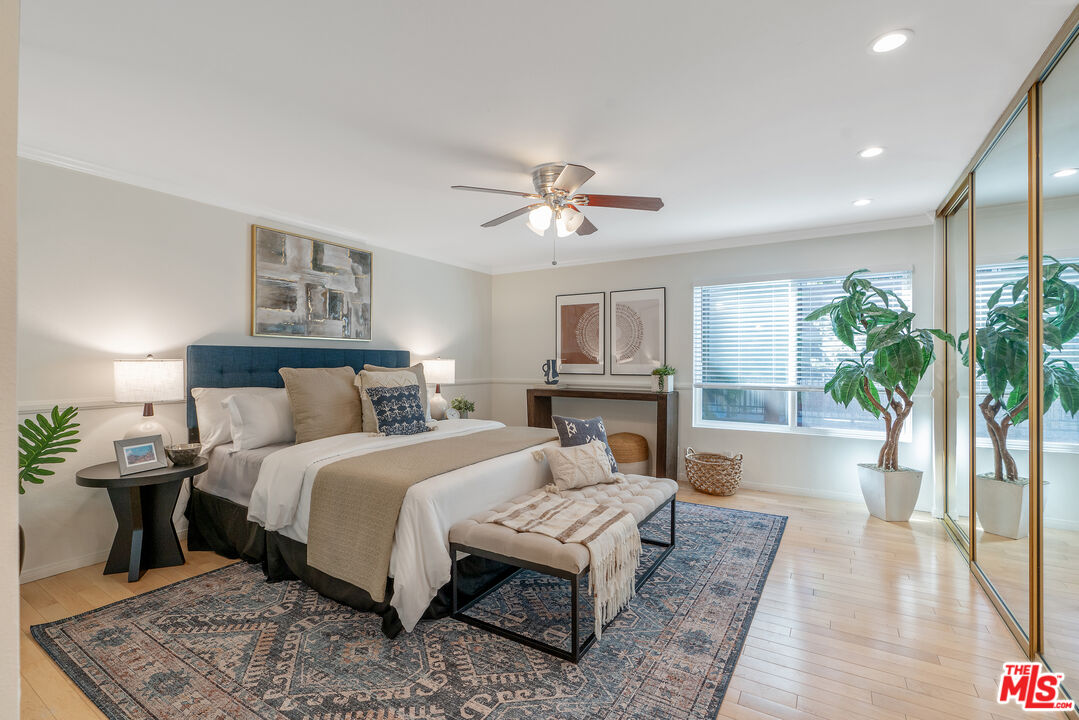 4350 Via Dolce Unit: 211